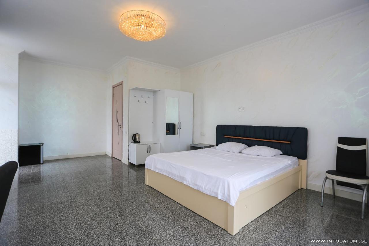 Hotel Carleone Batumi Ngoại thất bức ảnh