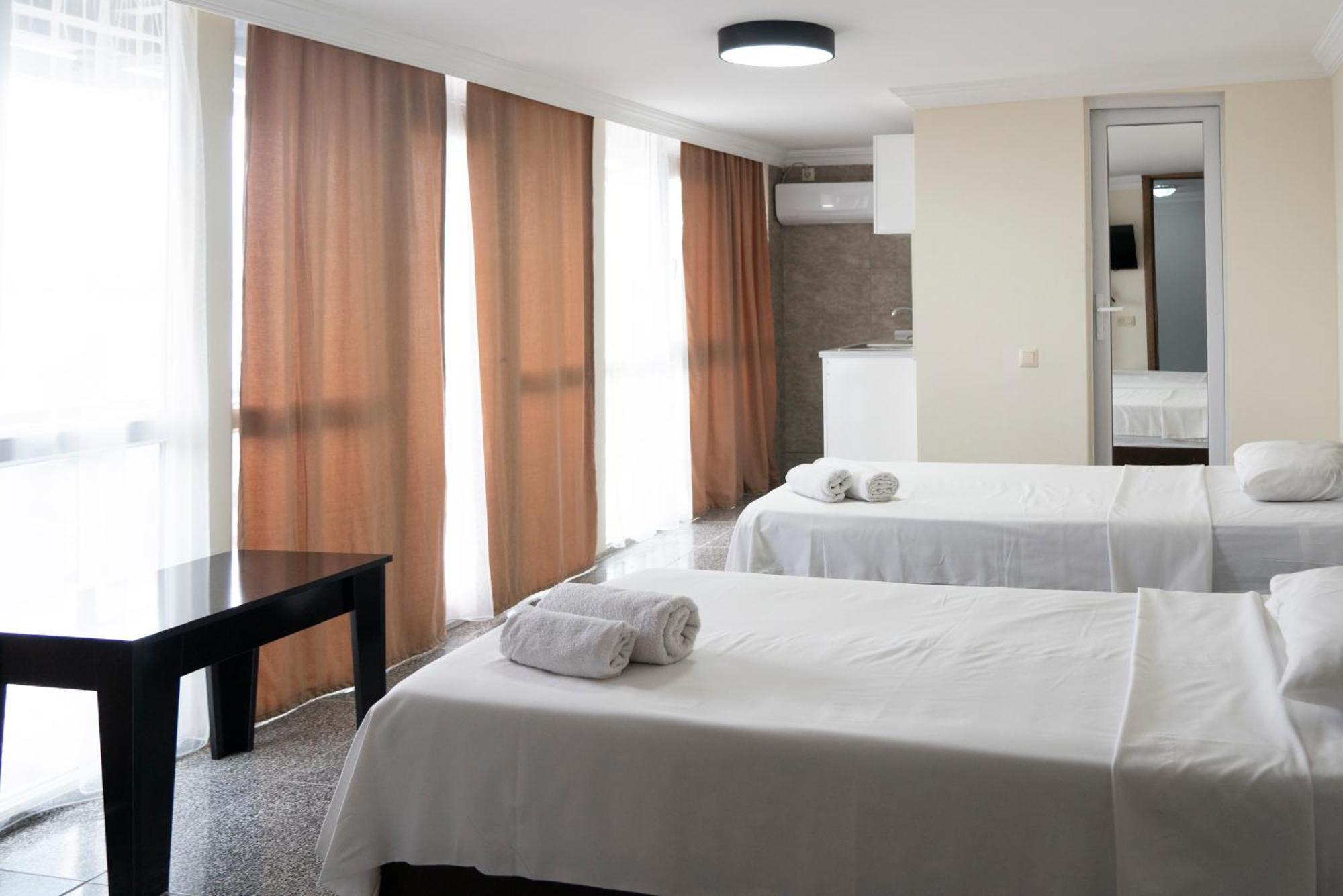 Hotel Carleone Batumi Ngoại thất bức ảnh